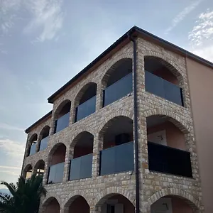  Apartman Ivanic